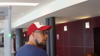 Le Gros Journal : Sébastien-Abdelhamid s'incruste à l'Assemblée Nationale pour jouer à Pokémon GO