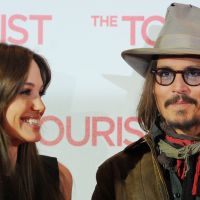 Divorce de Brangelina : Angelina Jolie soutenue par Johnny Depp