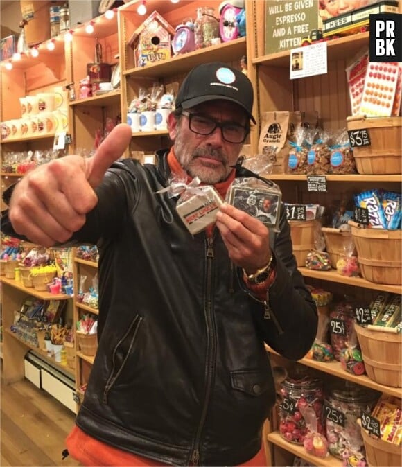 Jeffrey Dean Morgan propriétaire d'un magasin de bonbons
