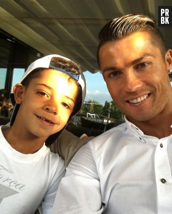 Cristiano Ronaldo et son fils.