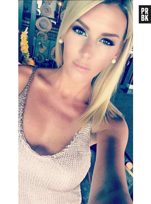 Amélie Neten a changé de look : les internautes sont sous le charme !