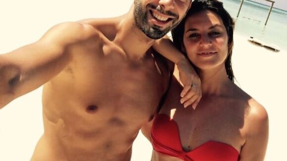 Laetitia Milot sexy en bikini pour des vacances de rêve avec son mari Badri 😍
