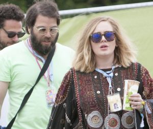 Adele enceinte de son époux Simon Konecki ? La photo qui sème le doute !