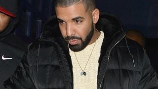 Drake et Sade en couple ? Ils passent à l'étape supérieure avec un incroyable tatouage