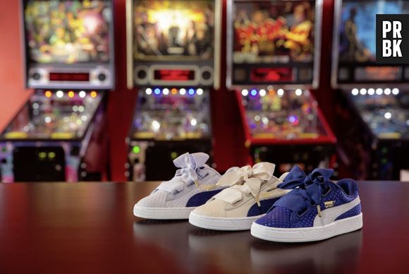 Puma Basket Heart Denim : le modèle culte en version 100% jeans aux pieds de Cara Delevingne dans la nouvelle campagne publicitaire !