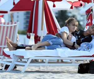 Jaden Smith et sa nouvelle petite amie, Odessa Adlon, à Miami