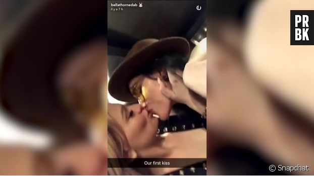 Bella Thorne bisexuelle : l&#039;actrice embrasse une fille à pleine bouche sur Snap