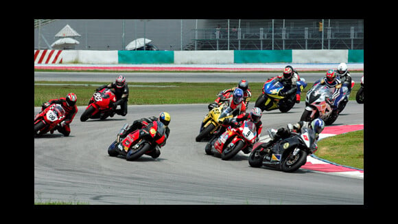 Saison 2010 de Moto ... Présentation du Grand Prix du Qatar du 9 au 11 avril 2010