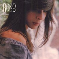 Rose ... la chanteuse nostalgique revient avec Comment c&#039;était déjà 