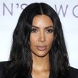  Kim Kardashian et Kanye West : leur mère porteuse attendrait des jumeaux ! 
  