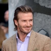 David Beckham signe un autographe pour une fan... à un endroit improbable 🍑