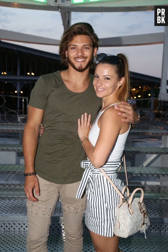 Rayane Bensetti : son père l'a "défoncé" après un vol... de bonbons !