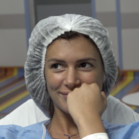 Zéro complexe : les premières images de l'émission de chirurgie avec 17 candidats de TV réalité