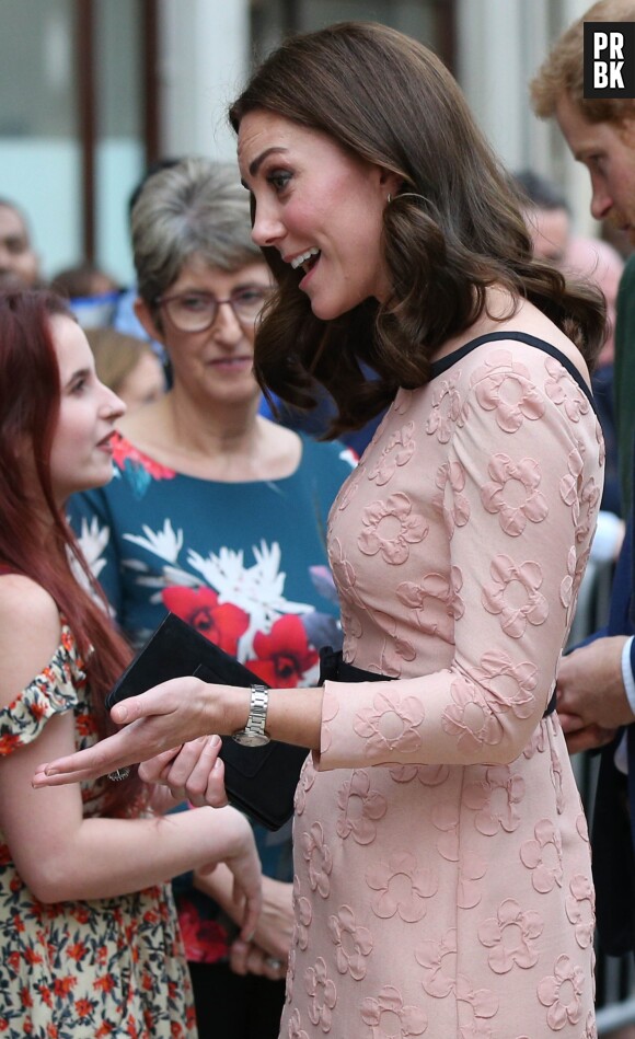 Kate Middleton enceinte : son baby bump s'invite lors d'un événement
