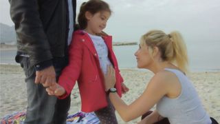 Plus belle la vie : Boher présente Lucie à Ariane, Samia en colère