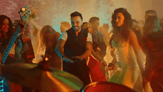 Demi Lovato et Luis Fonsi réunis dans le clip "Echame La Culpa"