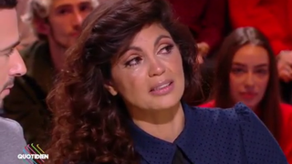 Nawell Madani en larmes dans Quotidien : moment émouvant face à une photo de son amie décédée