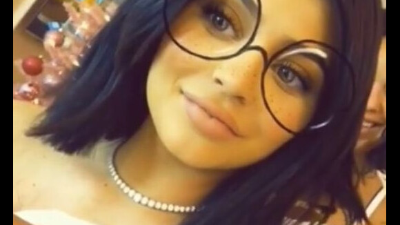 Kylie Jenner : ses produits de maquillage trop chers pour ses fans ? Elle réagit