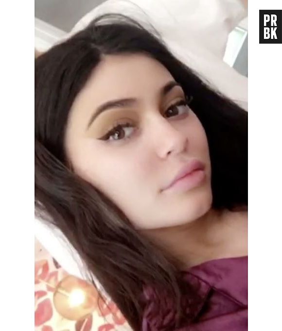 Kylie Jenner : ses produits de maquillage trop chers pour ses fans ? Elle répond