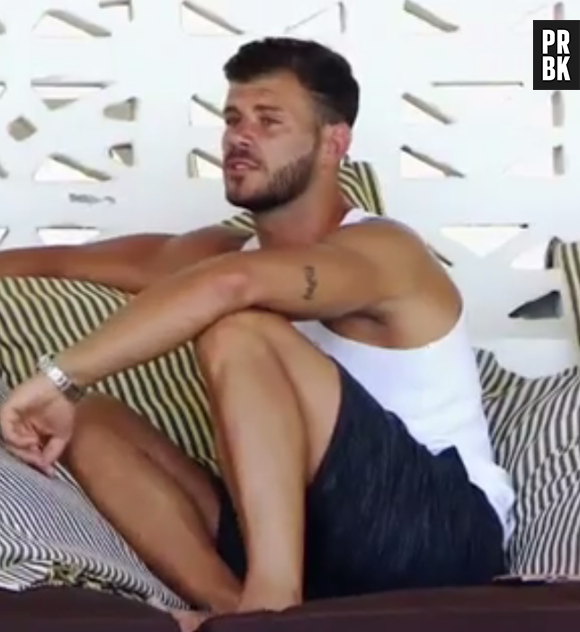 La Villa des Coeurs Brisés 3 : Florent Ré avoue à Stéphanie Clerbois avoir embrassé sa prétendante, elle pète un plomb !