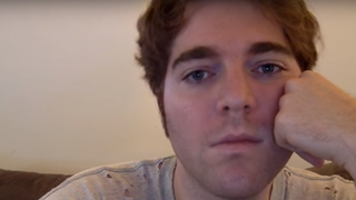 Shane Dawson : le youtubeur en pleine polémique après des blagues pédophiles