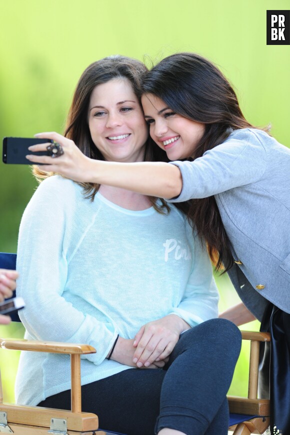 Selena Gomez en froid avec sa mère ? Mandy pousse un coup de gueule après toutes les rumeurs