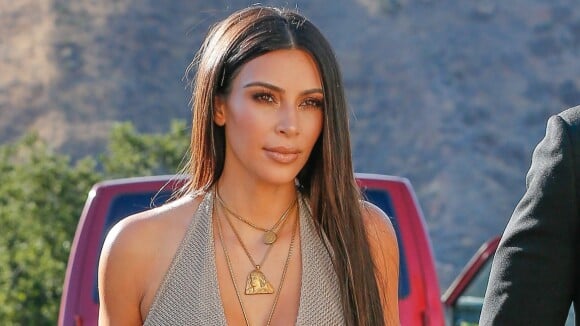 Kim Kardashian & Kanye West : le prénom de leur bébé dévoilé via cette photo ? Les théories pleuvent