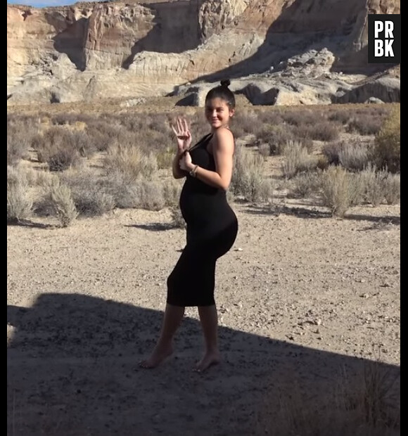 Kylie Jenner maman : elle dévoile son baby bump et son accouchement en vidéo