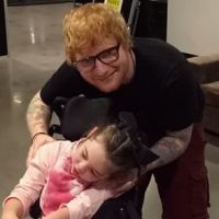 Ed Sheeran rend visite à une enfant malade : &quot;Il est humble et adorable&quot;