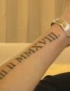 Rayane Bensetti dévoile son tatouage en hommage à son père décédé.