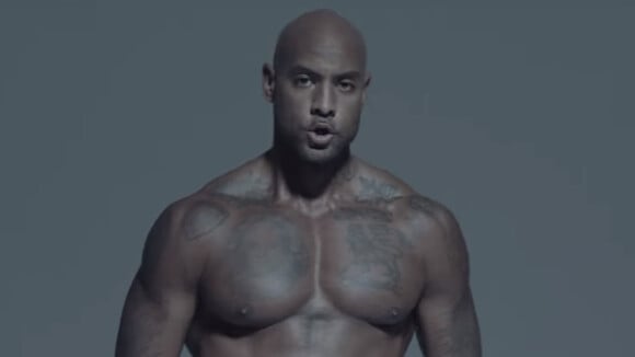 Clip "Trône" : Booba se met à nu pour exprimer sa mélancolie