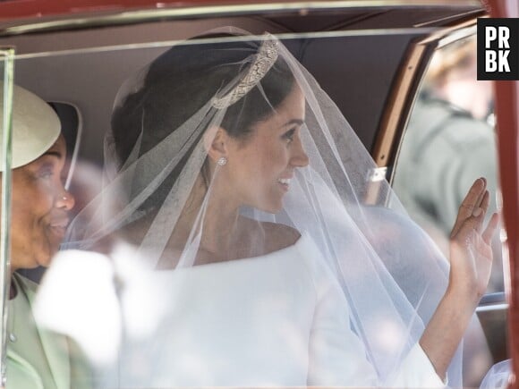 Mariage de Meghan Markle et du Prince Harry : une robe chic et sublime accompagnée d'un diadème scintillant pour la mariée.