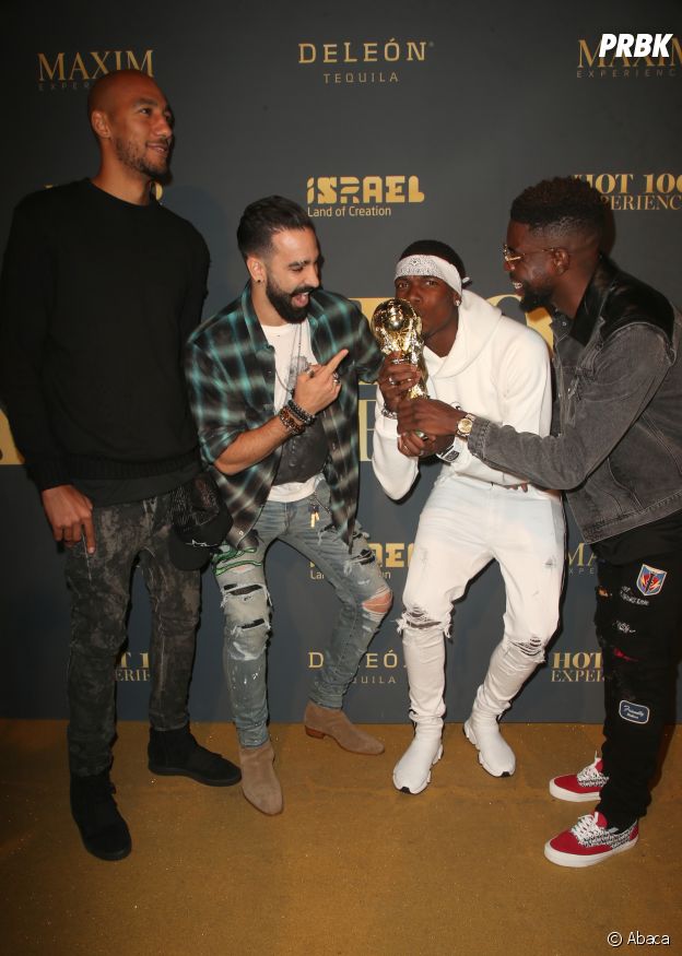 Paul Pogba, Adil Rami, Samuel Umtiti et Steven Nzonzi s'éclatent avec la coupe du monde à la Maxim Hot 100 Experience à Los Angeles !
