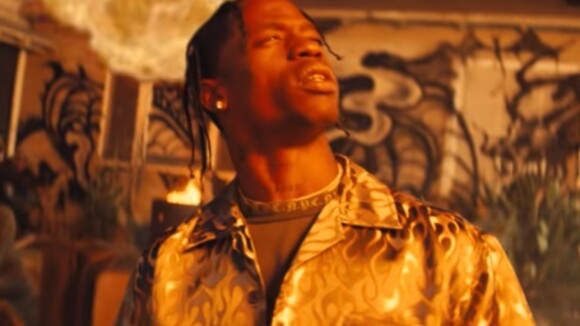 Clip "Stop Trying To Be God" : Travis Scott transforme Kylie Jenner en sainte ?