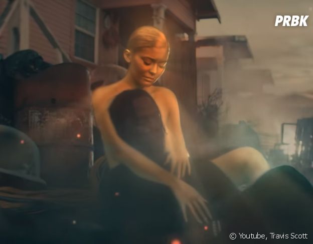 Clip "Stop Trying To Be God" : Travis Scott transforme Kylie Jenner en sainte.