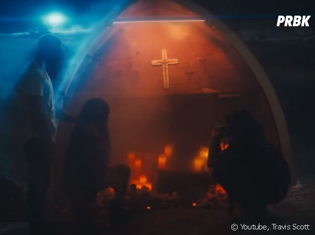 Clip "Stop Trying To Be God" : Travis Scott transforme Kylie Jenner en sainte.