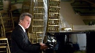 Dustin hoffman ... à la rescousse de Mon Beau Père et Nous