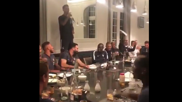 Benjamin Lecomte en équipe de France : le bizutage des Bleus et la réaction géniale de N'Golo Kanté