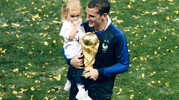 Les Bleus, différents entre potes et avec leurs familles ? Voilà comment ils sont vraiment