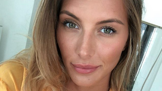 Camille Cerf célibataire : elle annonce sa rupture avec Malik Akhmedov ?