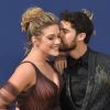 Darren Criss et sa fiancée Mia Swier sur le tapis rouge des Emmy Awards 2018 le 17 septembre à Los Angeles