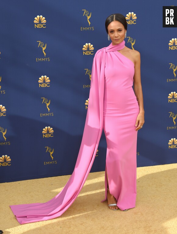 Thandie Newton sur le tapis rouge des Emmy Awards 2018 le 17 septembre à Los Angeles
