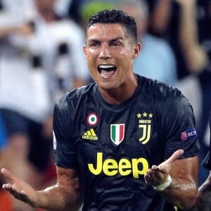 Cristiano Ronaldo 2ème du Ballon d'Or : ses proches crient au scandale