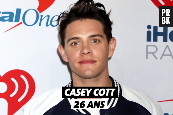 Riverdale :  Casey Cott a 26 ans