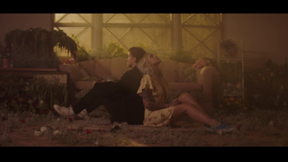 Clip "What A Time" : Niall Horan et Julia Michaels en pleine rupture douloureuse ?