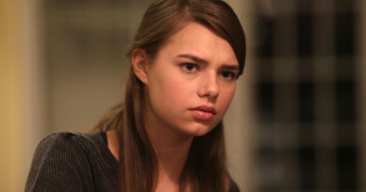 Films Et Séries Tv Avec Indiana Evans Indiana Evans dans Secrets and Lies - Purebreak