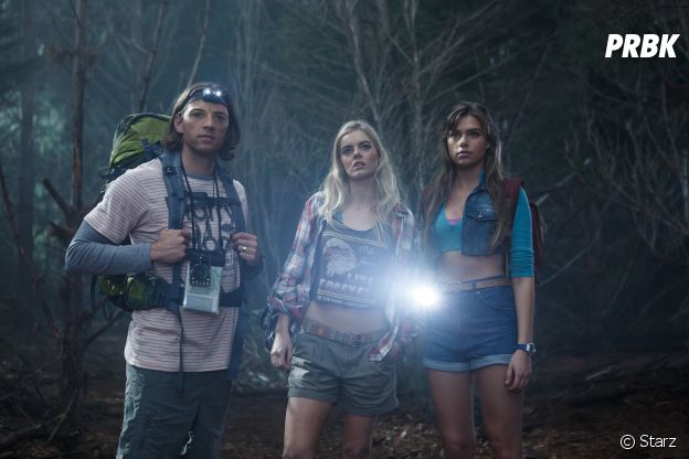 Indiana Evans (à droite) dans Ash vs Evil Dead