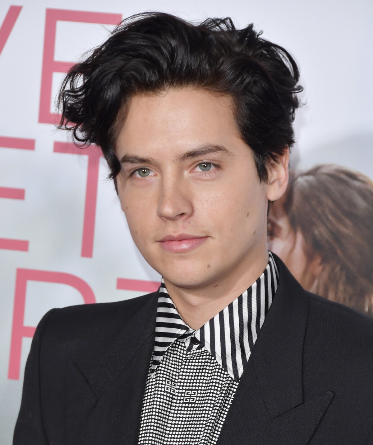 Cole Sprouse (Riverdale) réconcilié avec la célébrité : 