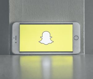 Europénnes: Snapchat lance de nouvelles options pour faire voter les jeunes