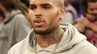 Chris Brown accusé de viol et convoqué : il ne s'est pas présenté devant la justice française